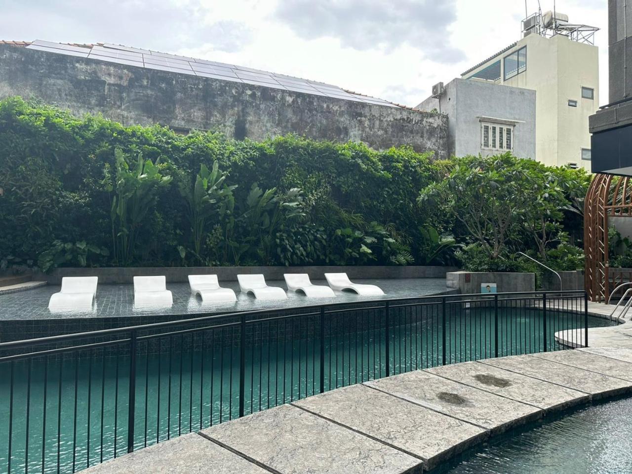 Luxury 2 Or 3Br Apartment In Dist 1 N Pool, Gym, Airport Pickup Ho Chi Minh City Exterior photo